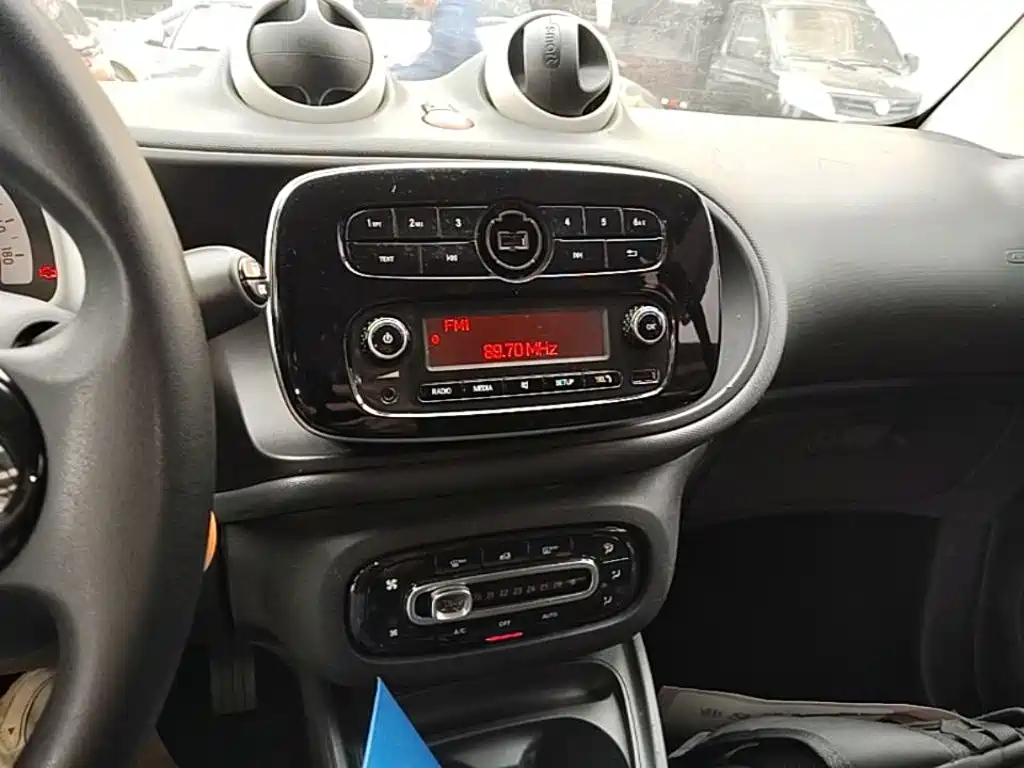 smart Smart Fortwo — миниатюра 13