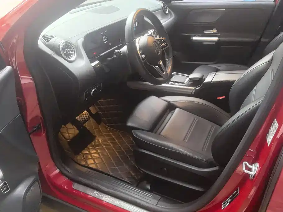 Mercedes-Benz GLA — миниатюра 9