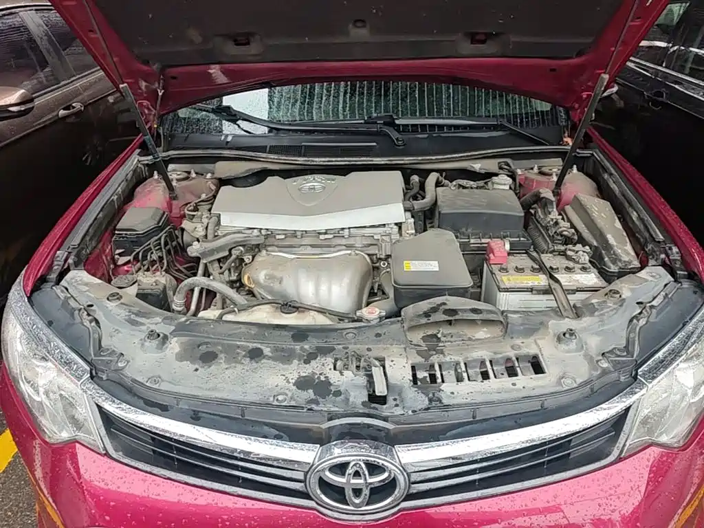Toyota Camry — миниатюра 20