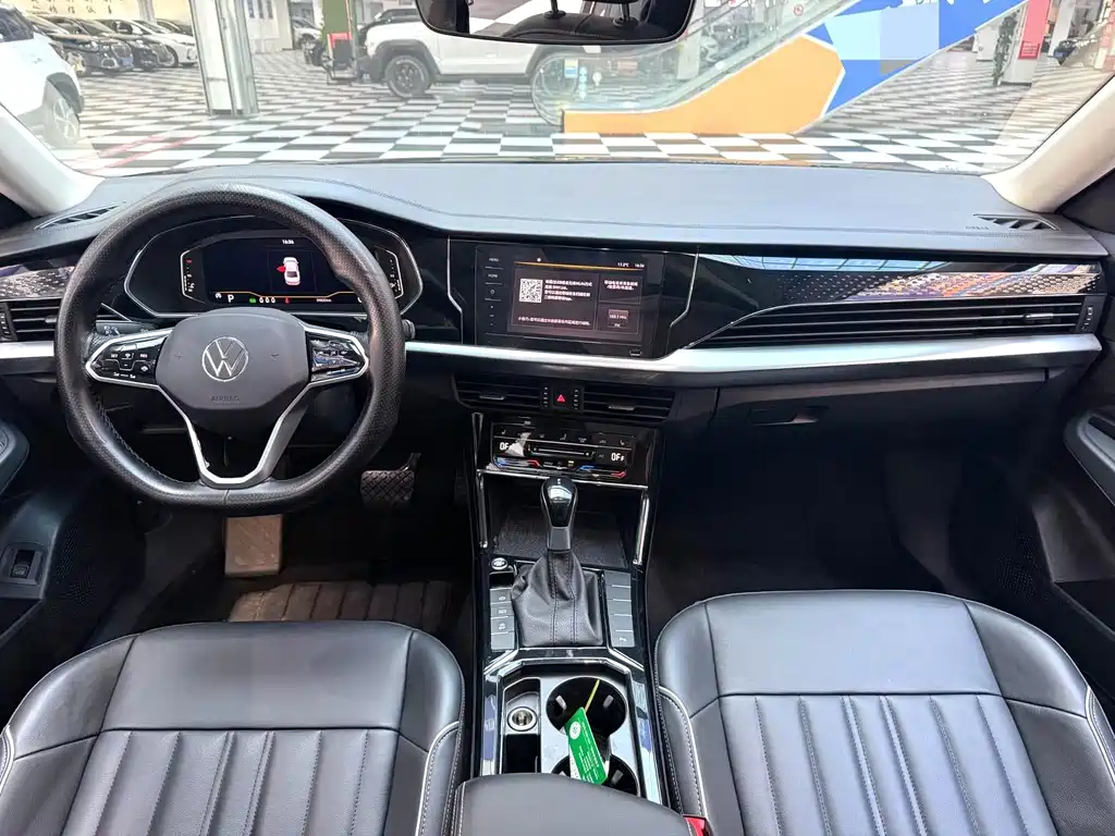 Volkswagen Passat — миниатюра 10