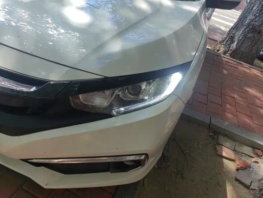 Honda Civic — миниатюра 5