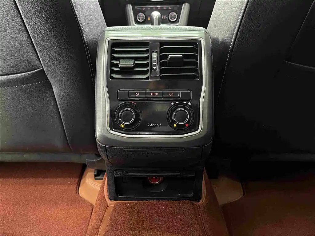 Volkswagen Passat — миниатюра 10