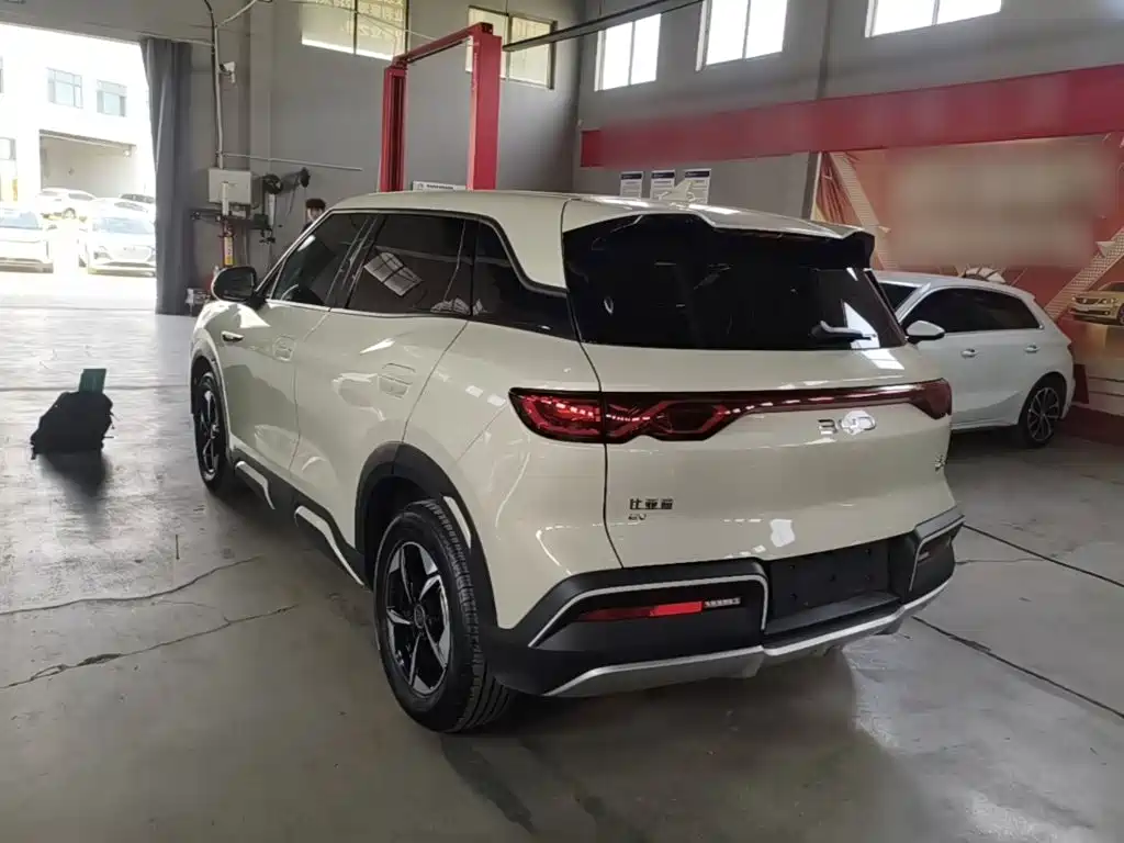 BYD Yuan UP — миниатюра 5