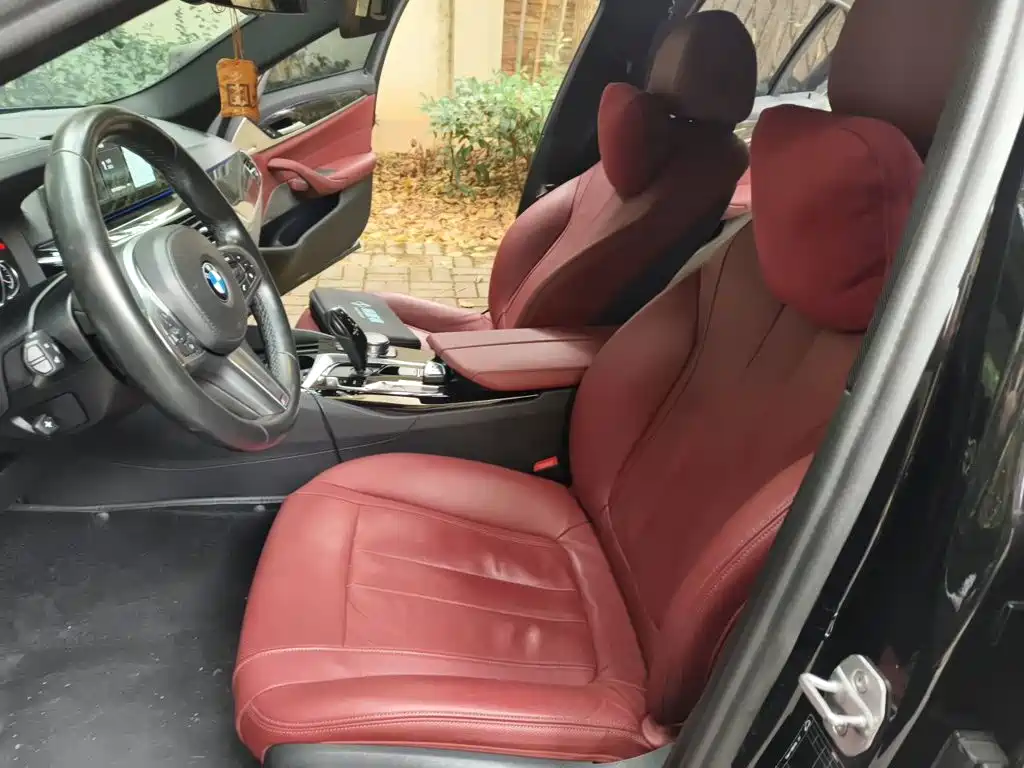 BMW 5 Series — миниатюра 16