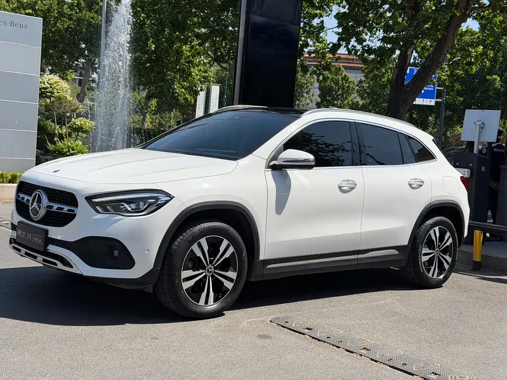 Mercedes-Benz GLA 2022