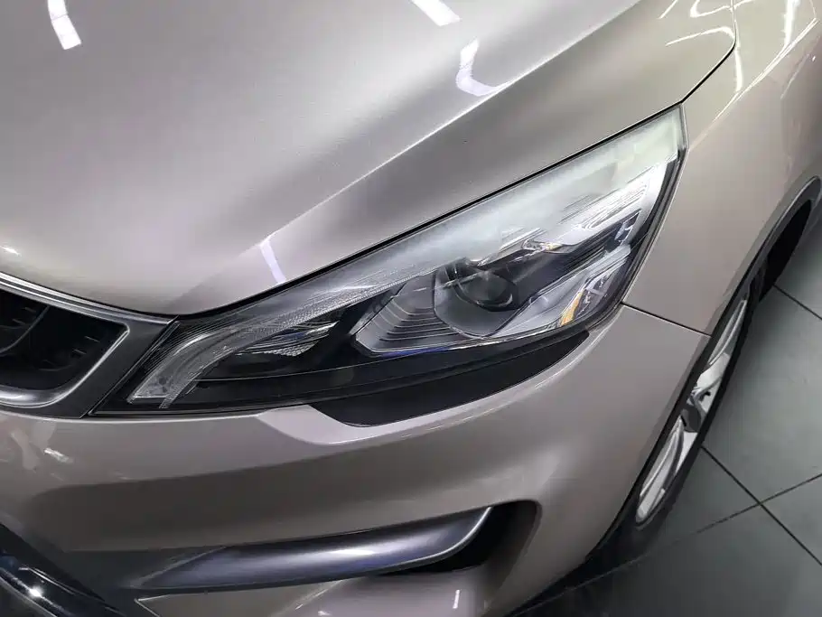 Geely Emgrand GS — миниатюра 5