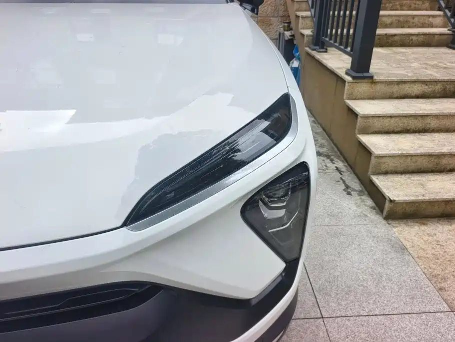 NIO ES6 — миниатюра 5