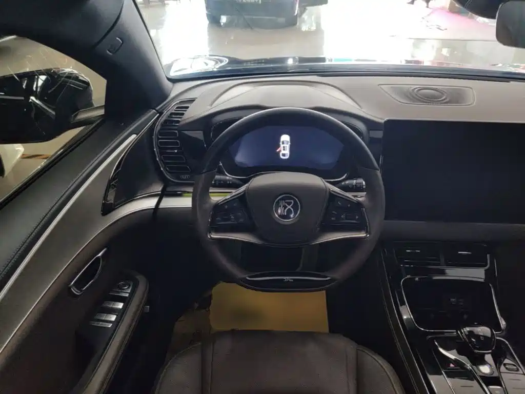BYD Han — миниатюра 11