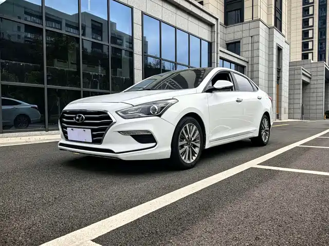 HYUNDAI NAME PICTURE