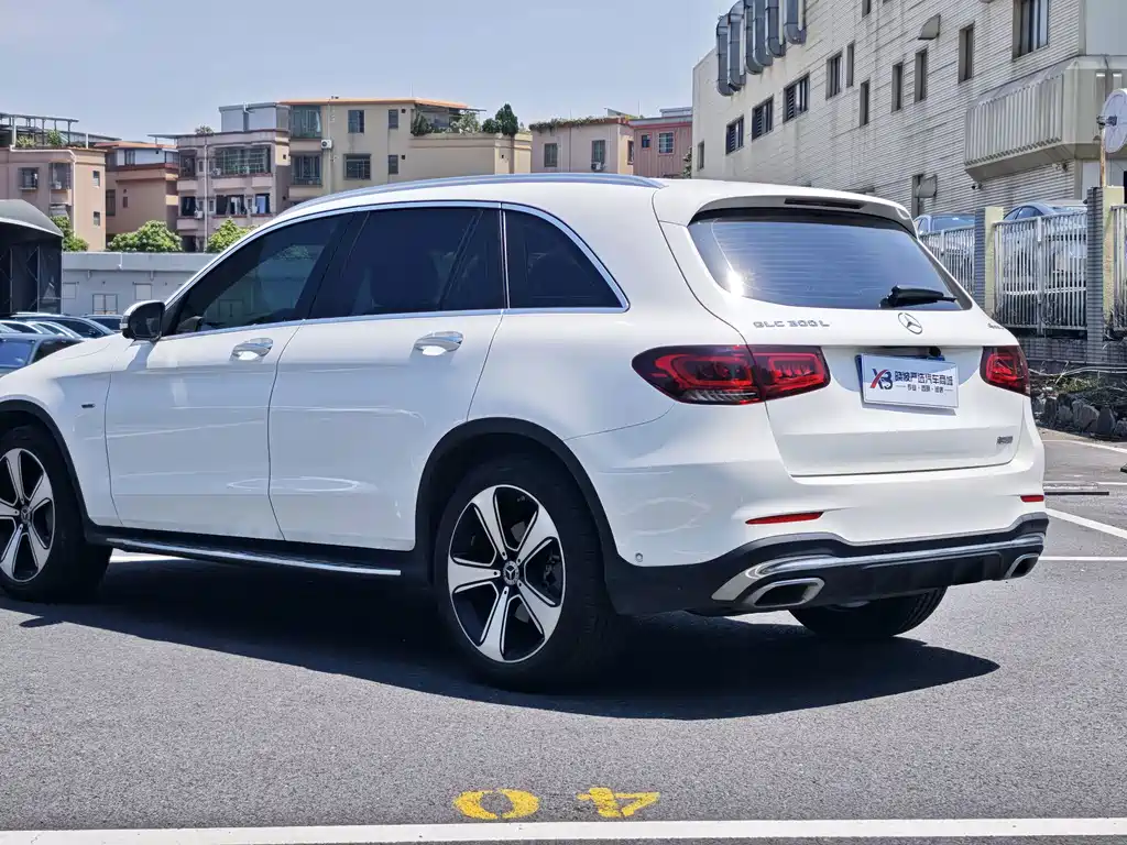 Mercedes-Benz GLC — миниатюра 7