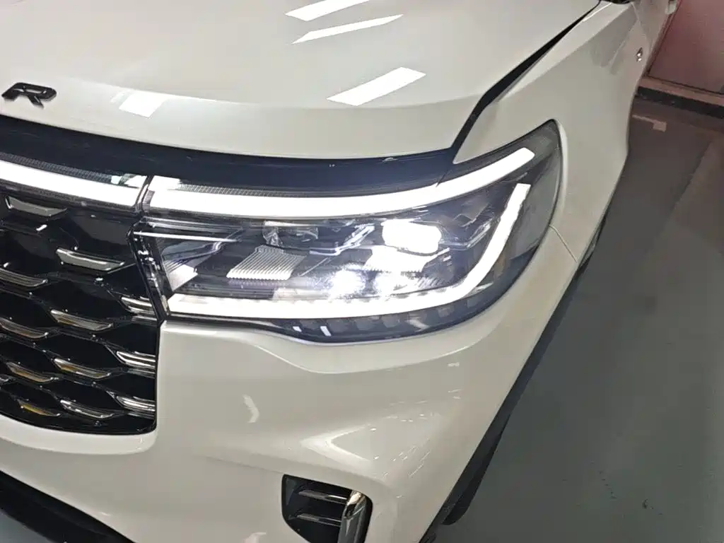 Ford Explorer — миниатюра 24