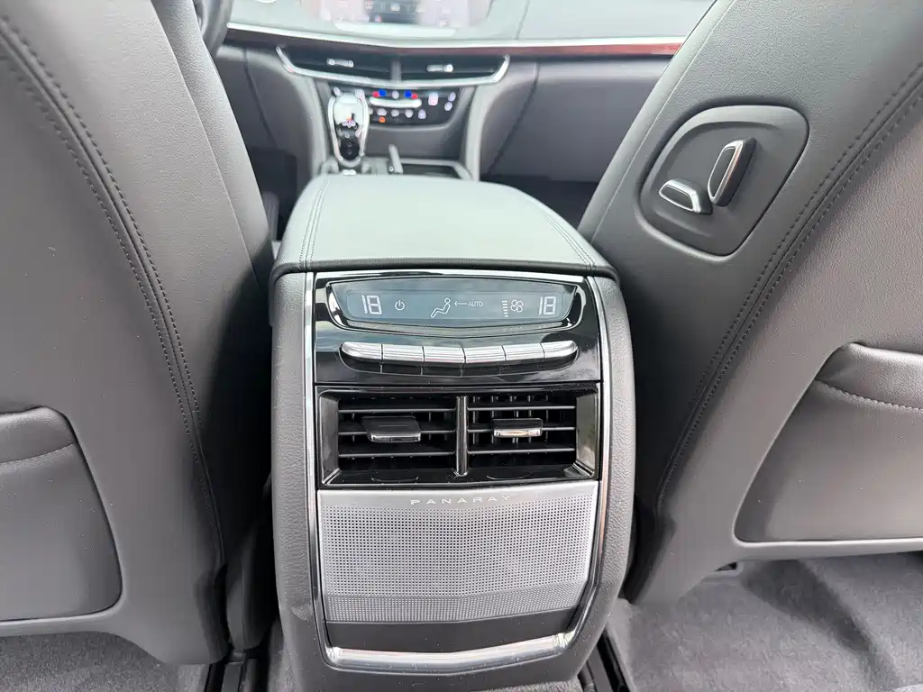 Cadillac CT6 — миниатюра 11