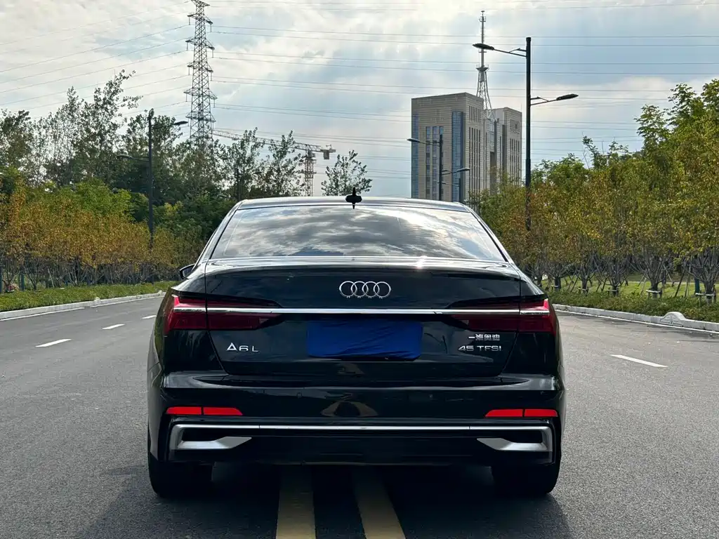 Audi A6L — миниатюра 20