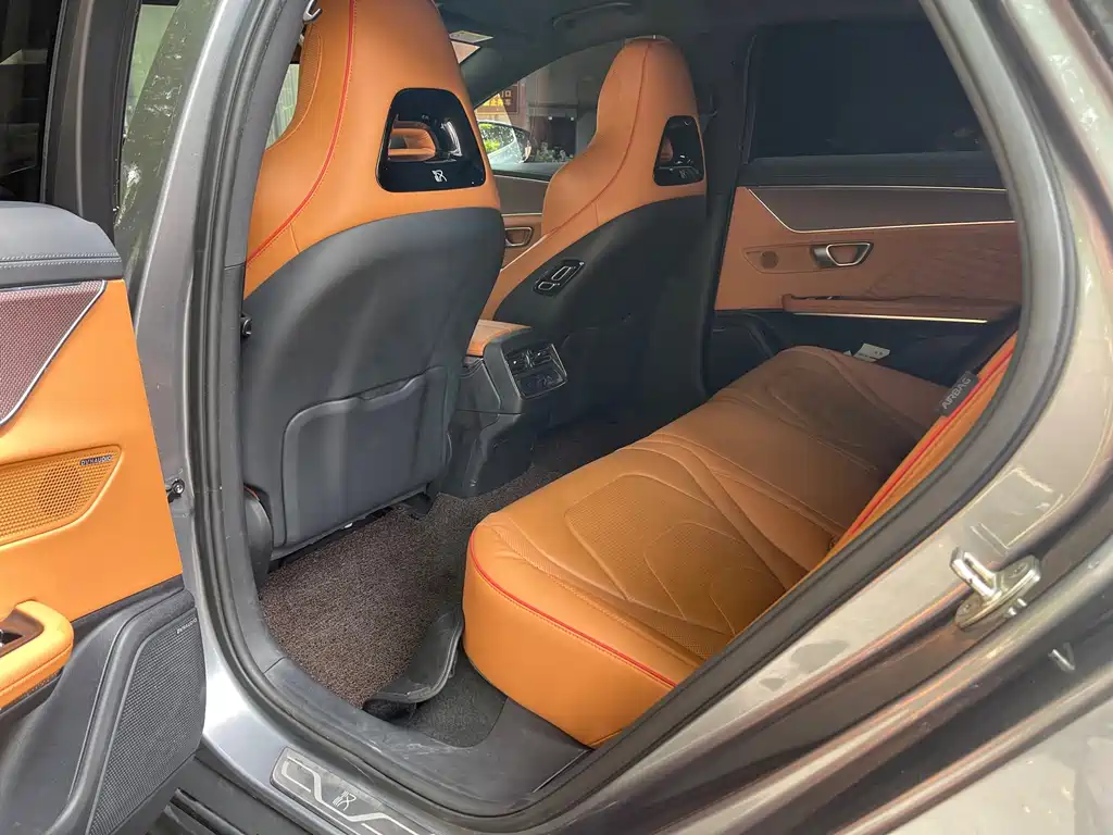 BYD Han — миниатюра 5