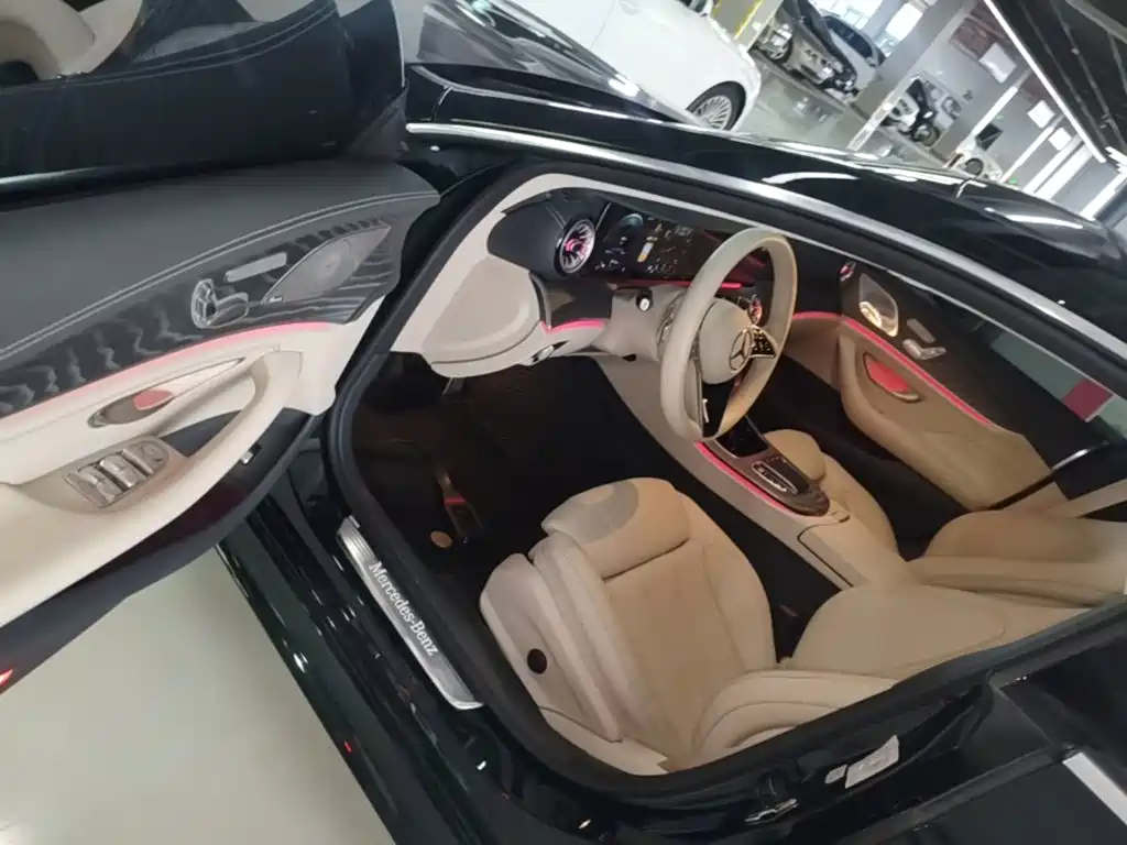 Mercedes-Benz CLS — миниатюра 16