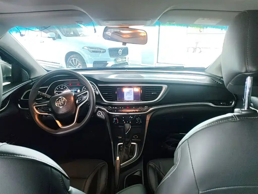 Buick Excelle — миниатюра 10
