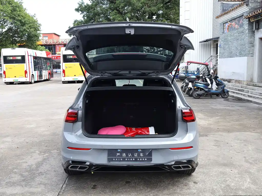 Volkswagen Golf — миниатюра 26