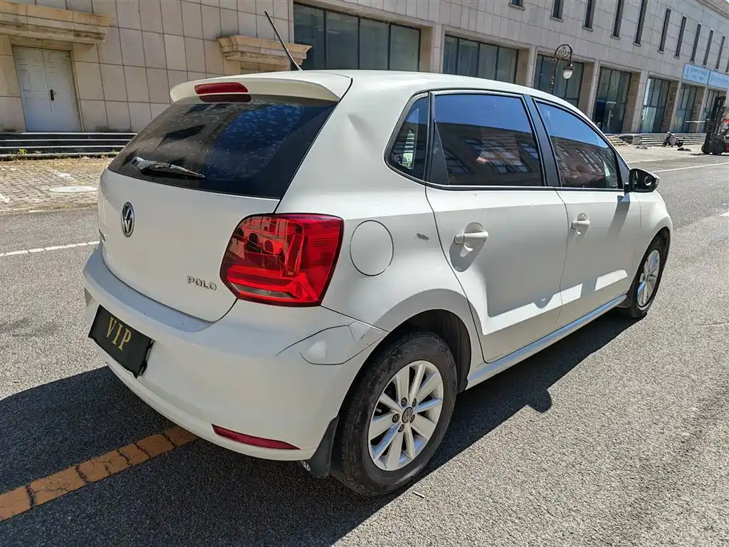 Volkswagen Polo — миниатюра 4