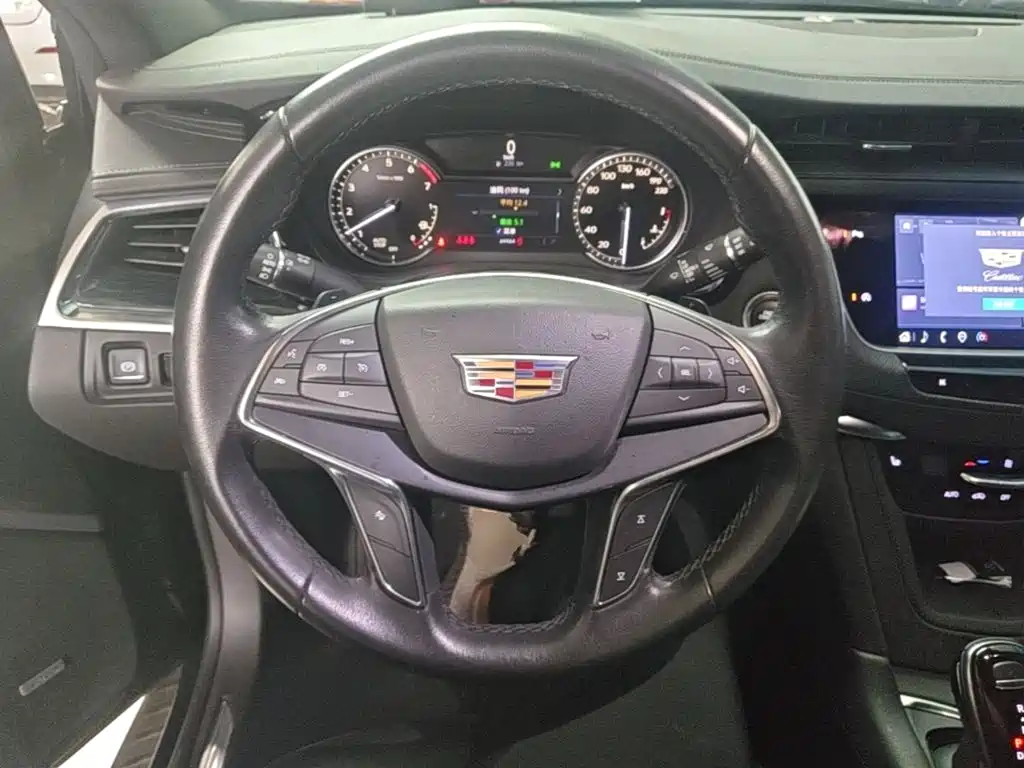 Cadillac XT5 — миниатюра 11