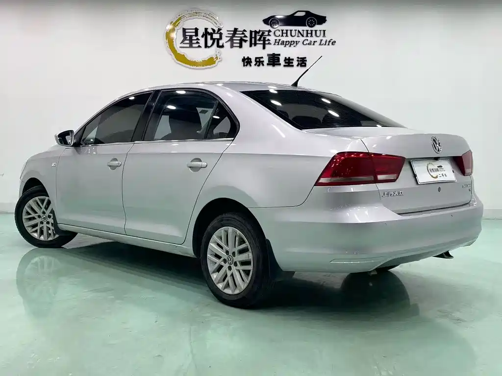 Volkswagen Santana — миниатюра 7
