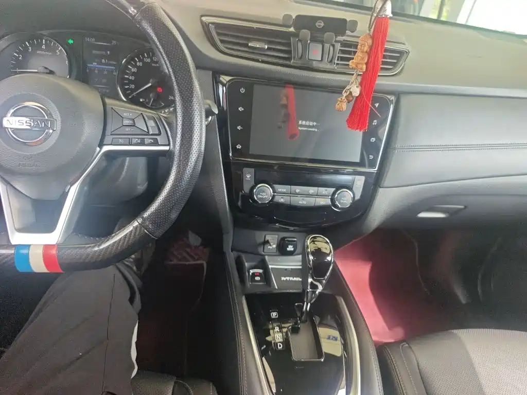 Nissan X-Trail — миниатюра 6