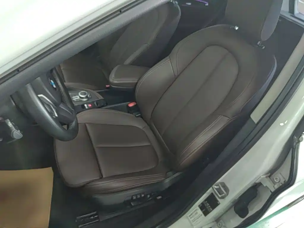 BMW X1 — миниатюра 15