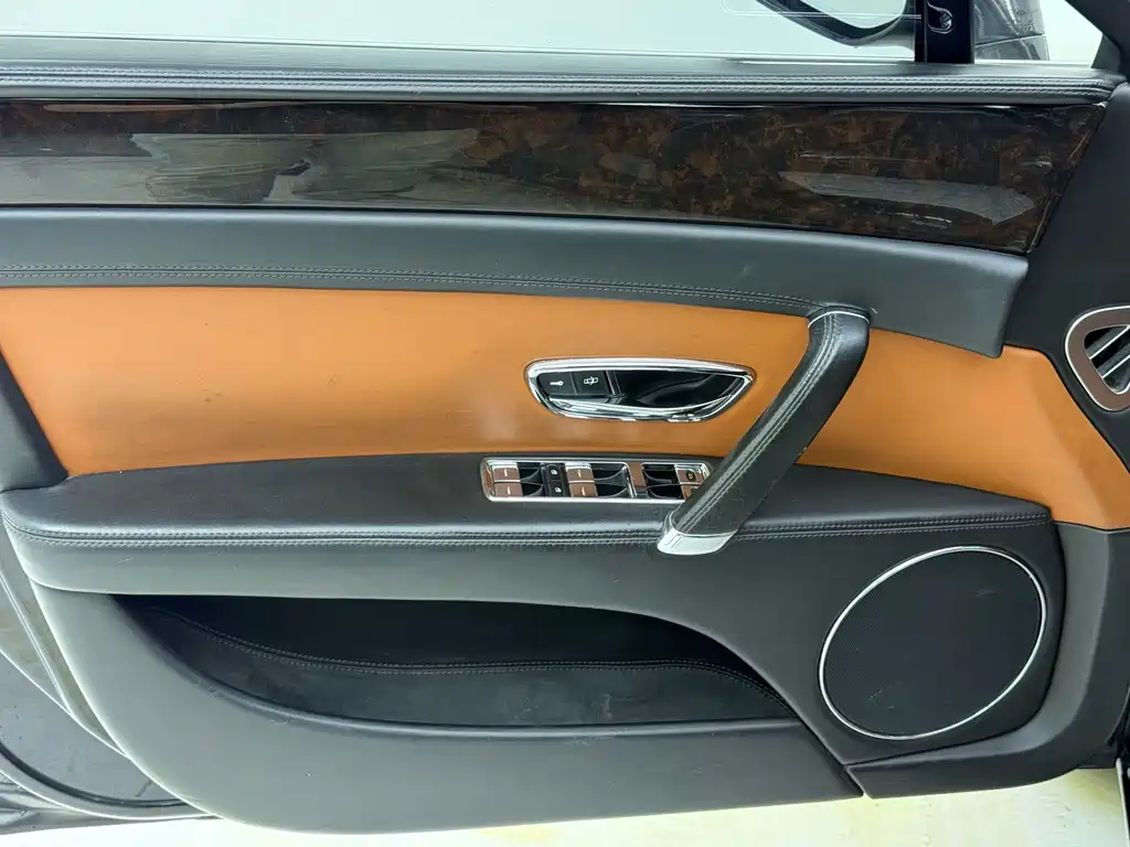 Bentley Flying Spur 2013 6.0T W12 Mulliner