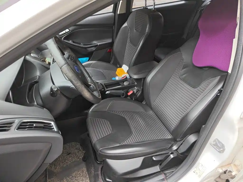 Ford Focus — миниатюра 16