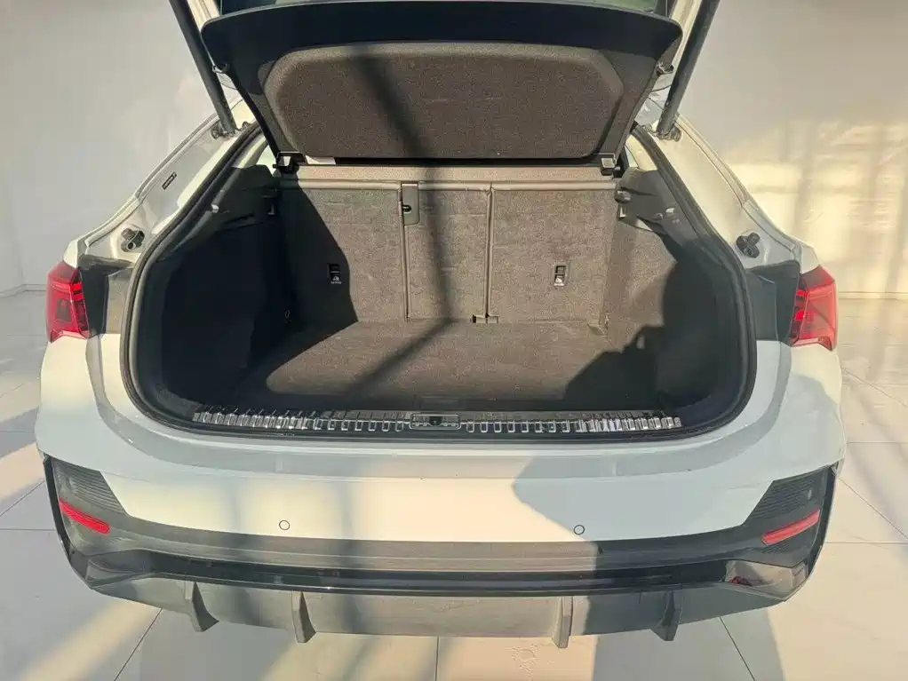 Audi Q3 Sportback — миниатюра 6