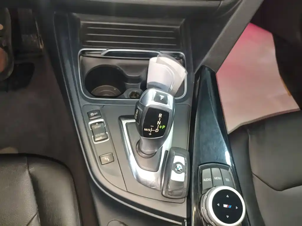 BMW 3 Series — миниатюра 14