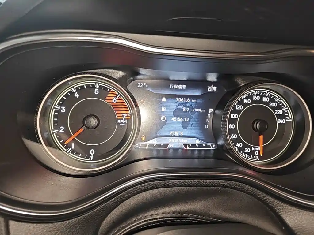 Jeep Cherokee — миниатюра 12