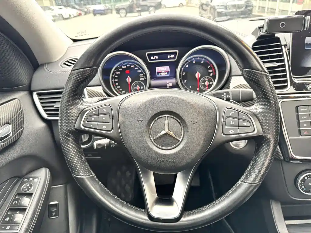 Mercedes-Benz GLE Coupe — миниатюра 8