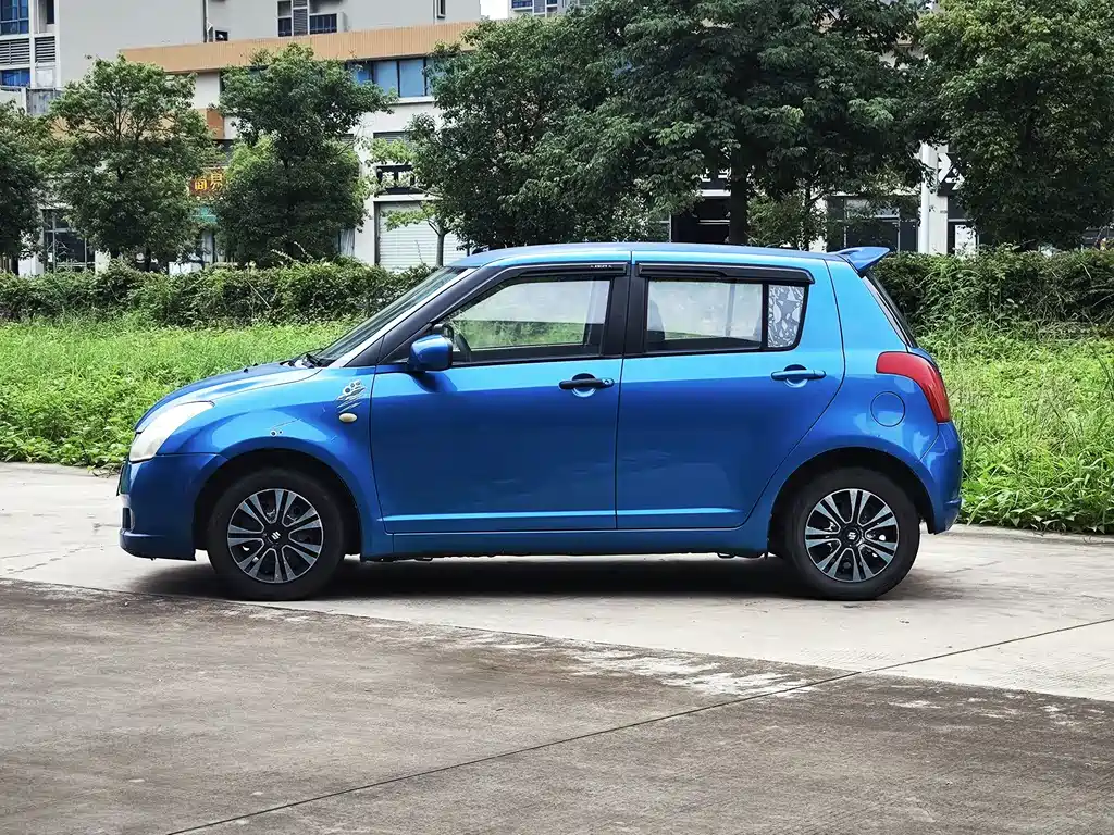 Suzuki Swift — миниатюра 5