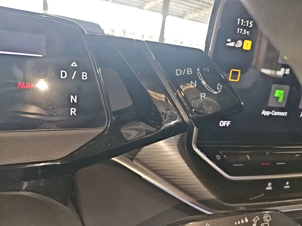 Volkswagen ID.4 Crozz — миниатюра 14