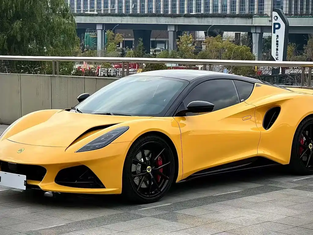 Lotus Emira 2024