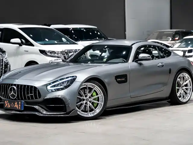 MERCEDES BENZ AMG GT