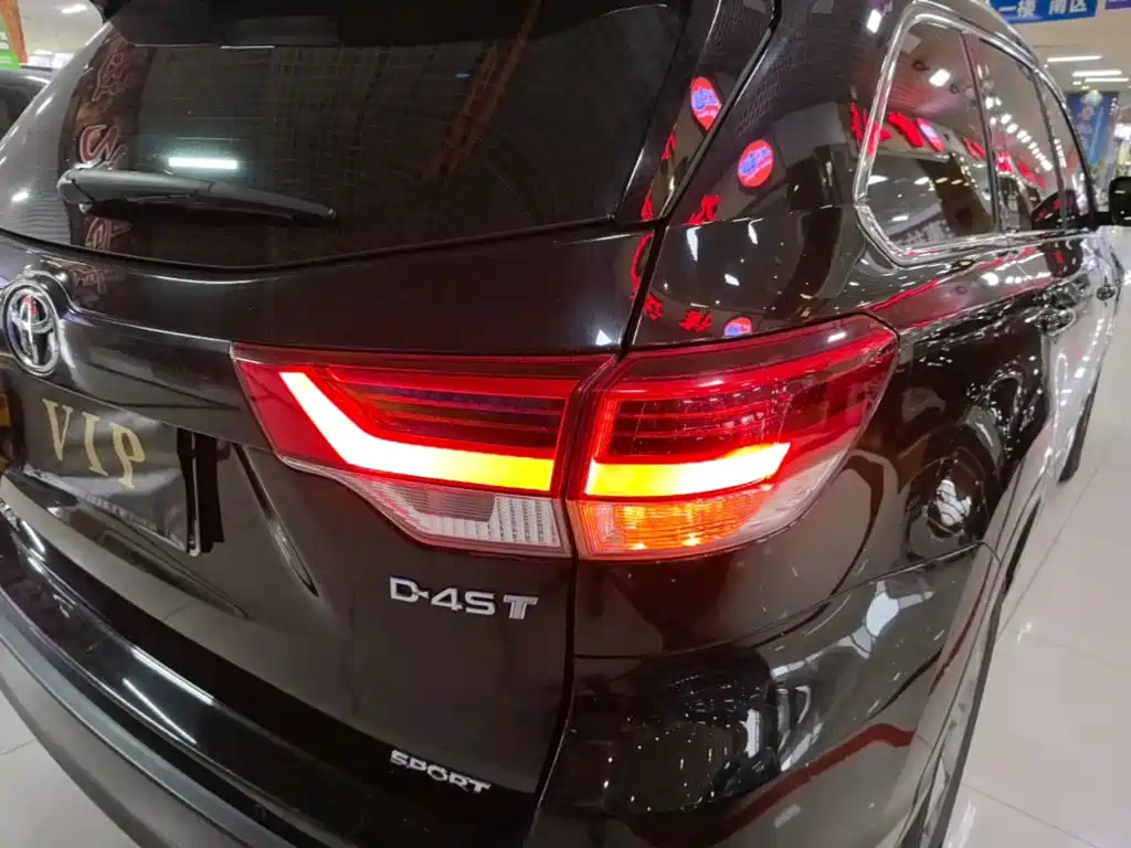 Toyota Highlander — миниатюра 8