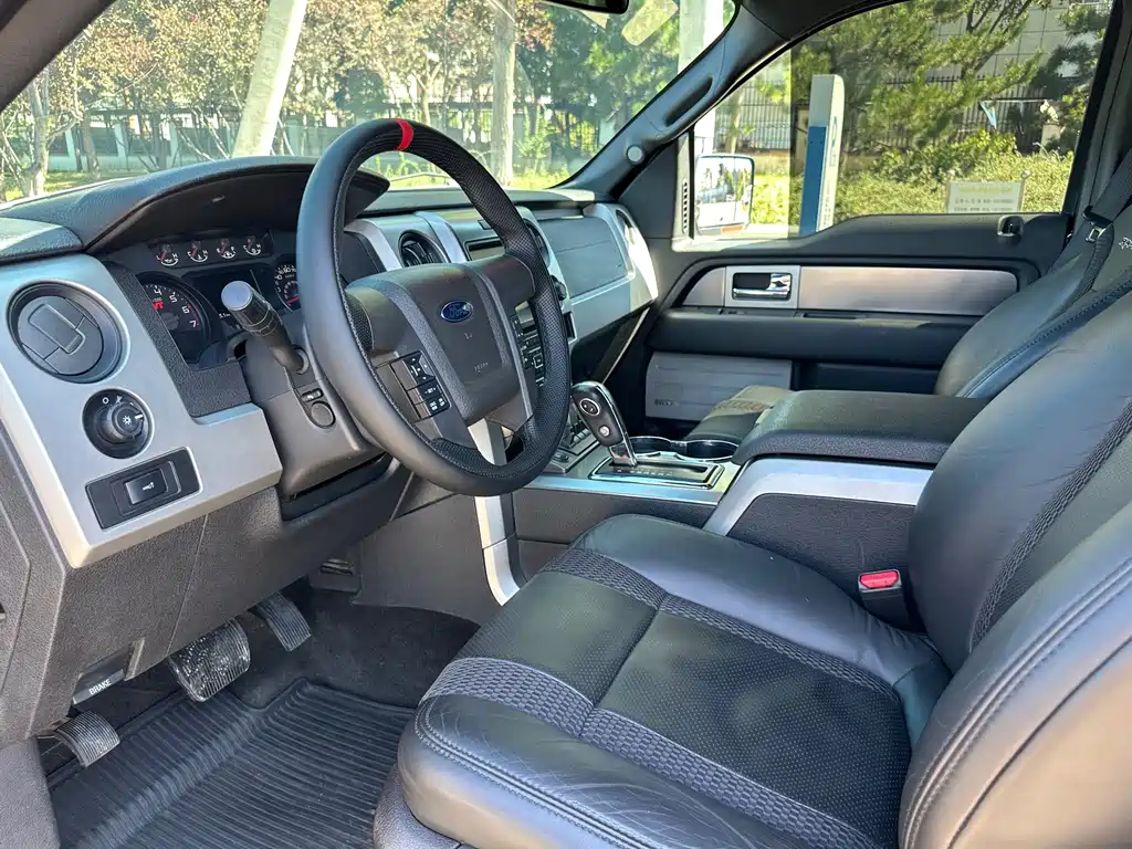 Ford F-150 Raptor — миниатюра 15