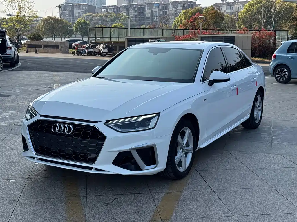 Audi A4L 2020