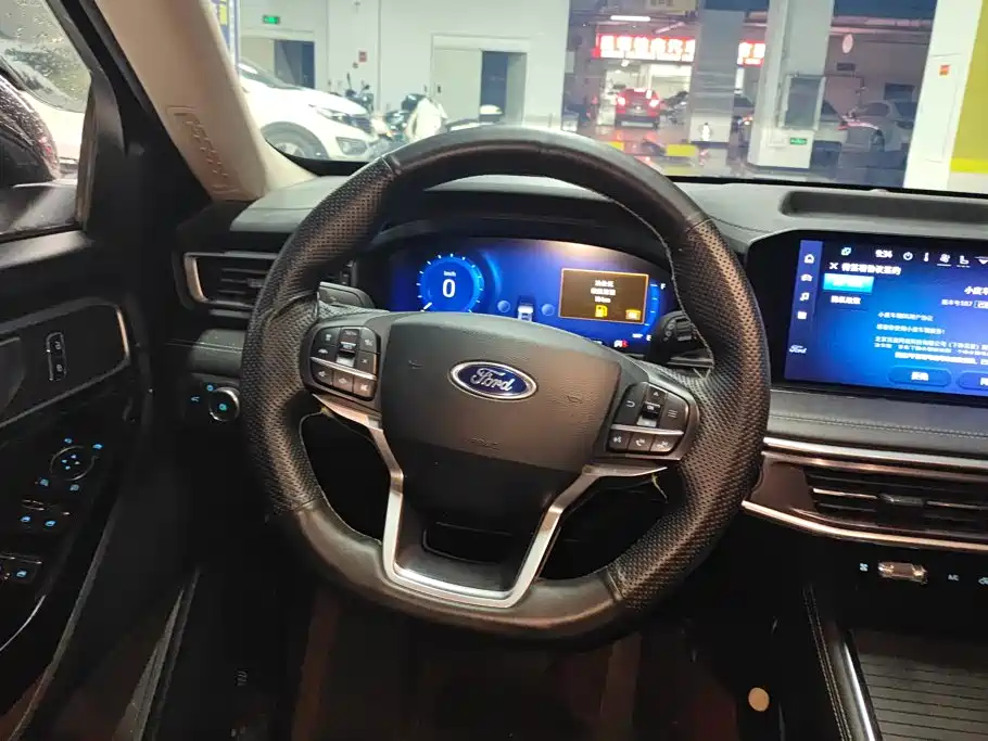 Ford Explorer — миниатюра 15