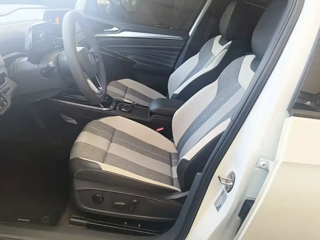 Volkswagen ID.4 Crozz — миниатюра 15