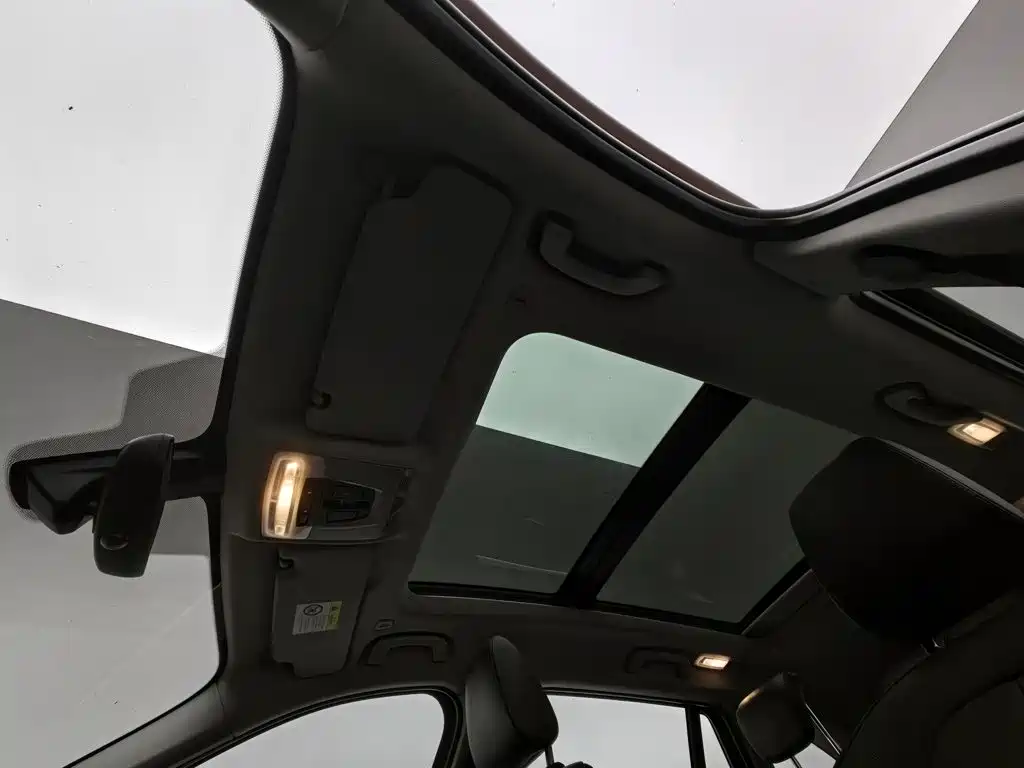 BMW X1 — миниатюра 14