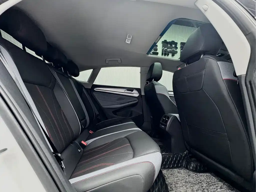 Volkswagen Lamando — миниатюра 12