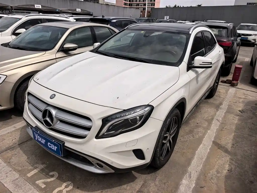 Mercedes-Benz GLA 2016