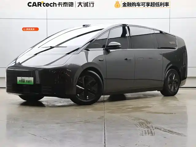 Li Auto 理想MEGA
