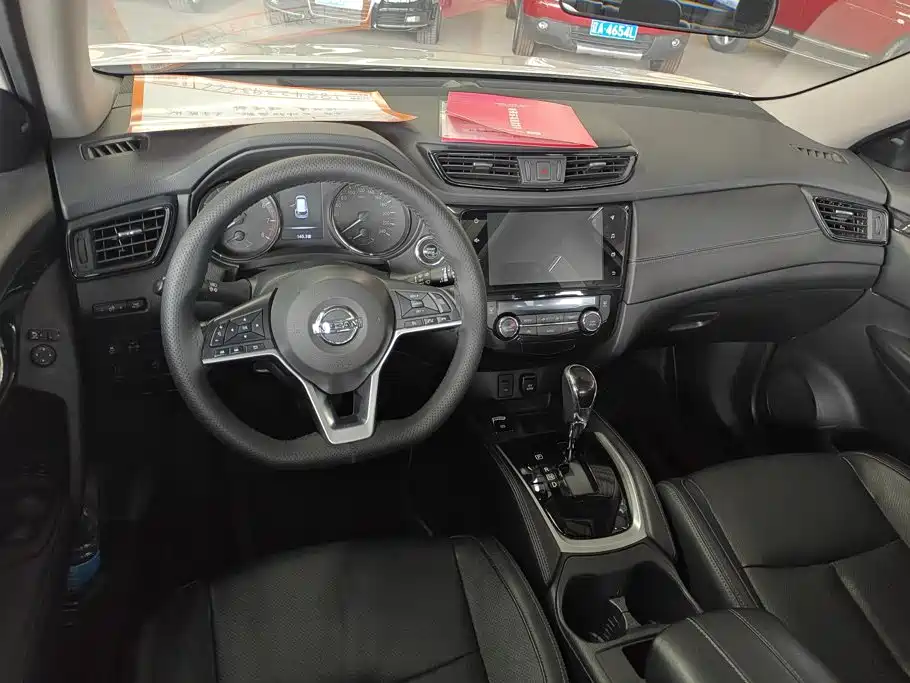 Nissan X-Trail — миниатюра 12