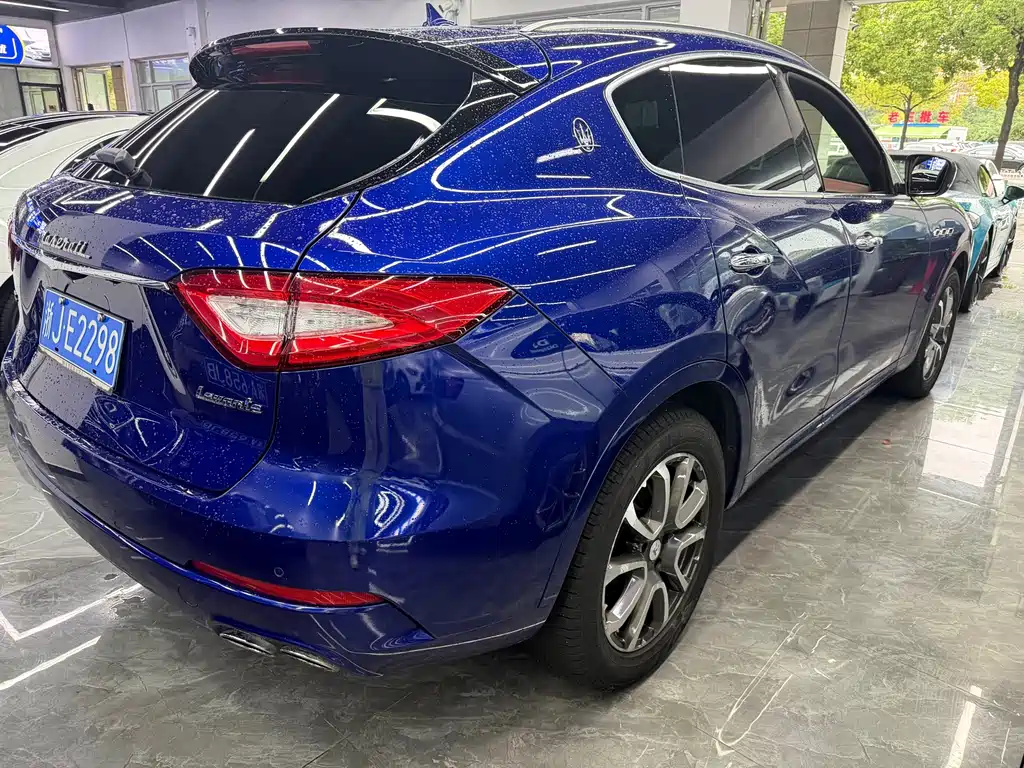 Maserati Levante — миниатюра 10