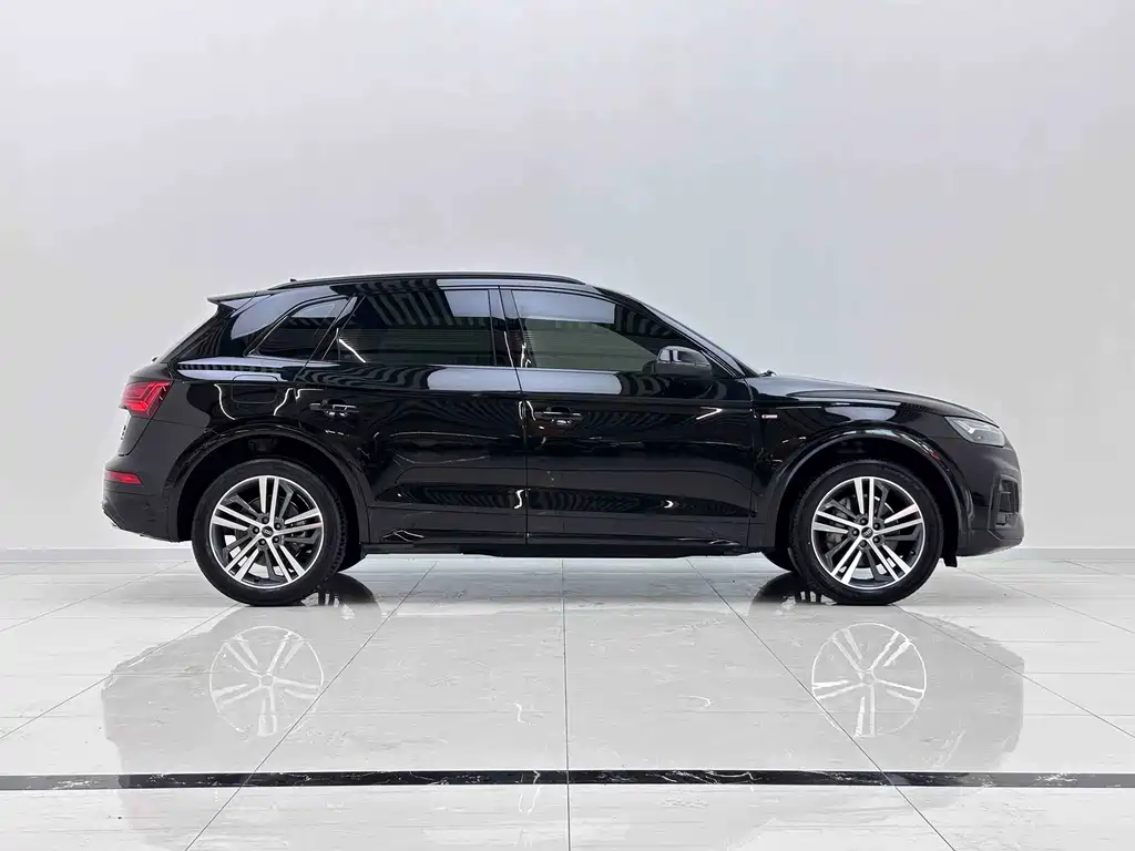 Audi Q5L 2023 40T Luxury