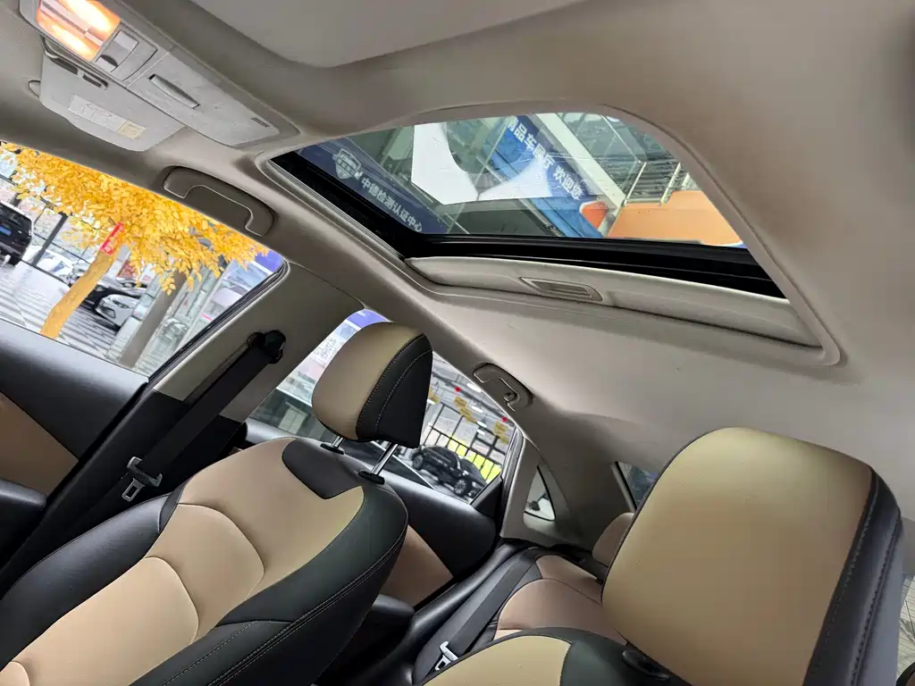 Chevrolet Monza 2022 320 AT Enjoy