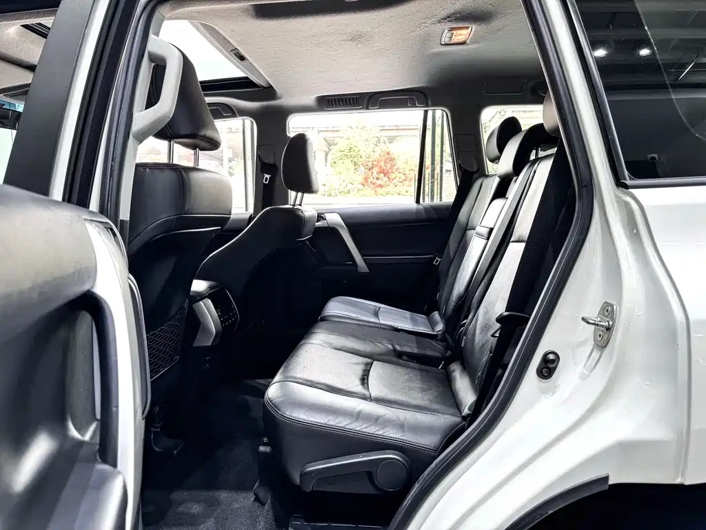 Toyota Land Cruiser Prado 2018 3.5L AT TX-L